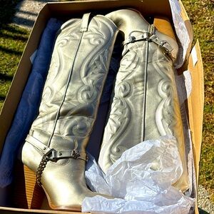 Steve Madden, Leslie Gold, tall cowboy boots size 9.5 worn once